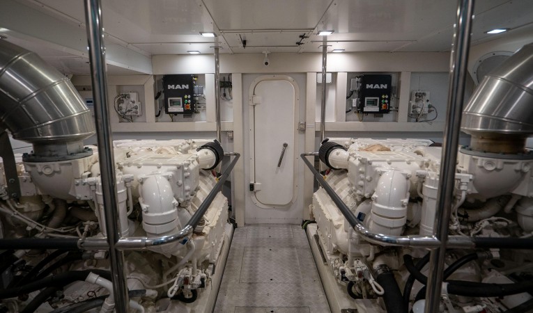 76 Monte Carlo Yachts 