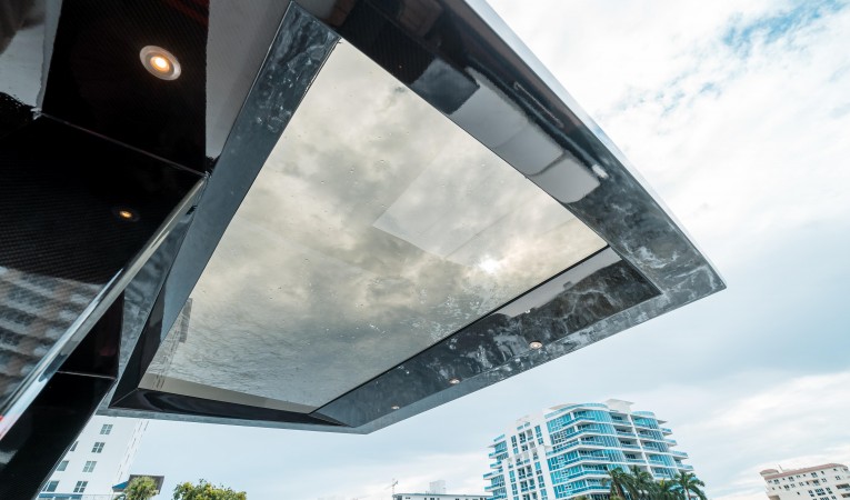 23 De Antonio Yachts 