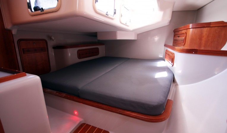 40 C&C Aft Cabin