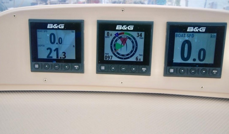 45 Island Packet Electronics display