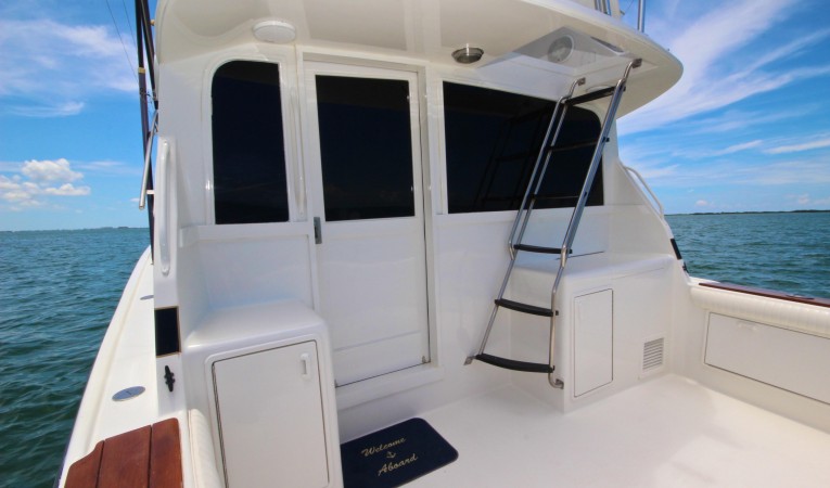 35 Ocean Yachts Cockpit 1