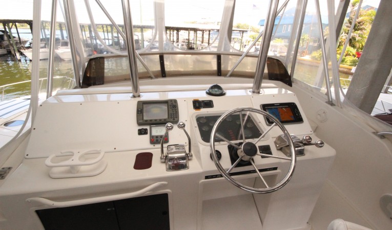 35 Ocean Yachts Flybridge 6