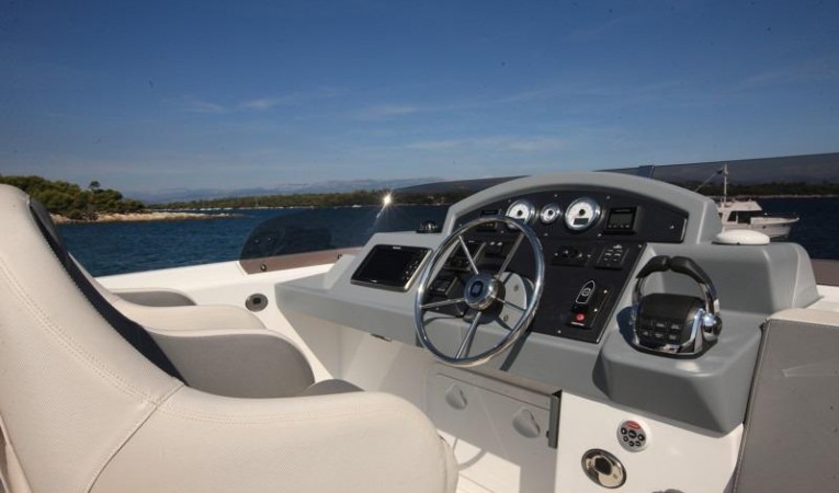44 Beneteau 