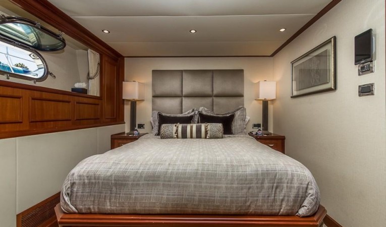 120 Platinum Guest Cabin