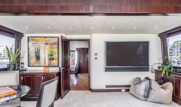 120 Platinum VIP / Master Lounge