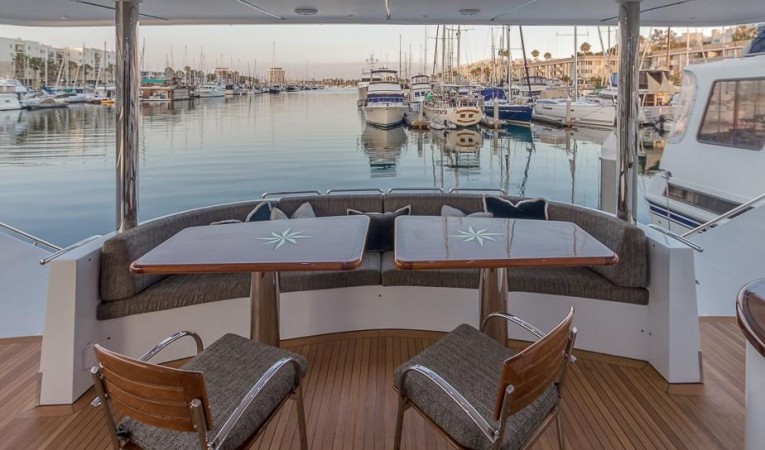 120 Platinum Main Deck Lounge