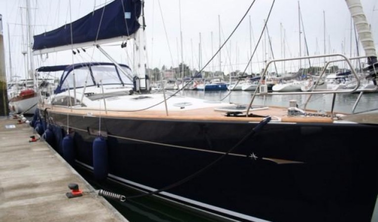 57 Jeanneau At Dock