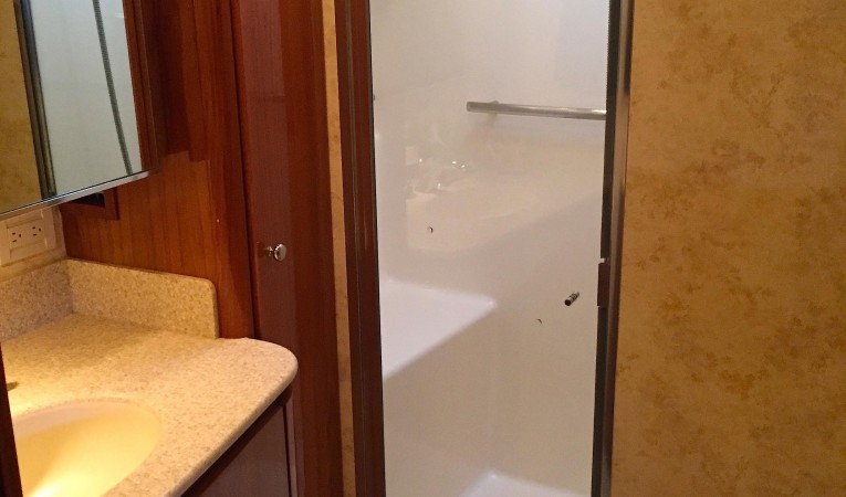 44 Tiara Forward Stateroom Head