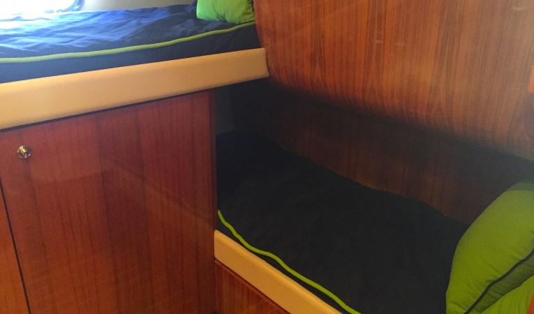 44 Tiara Guest Stateroom