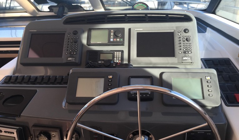 44 Tiara Helm Station Detail 1