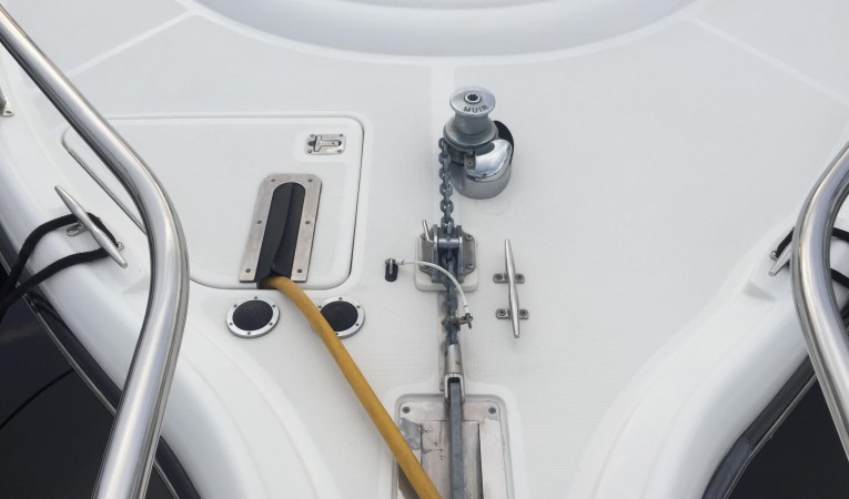 44 Tiara Electric Windlass