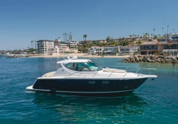 39' Tiara 2009