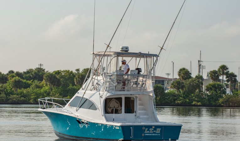 36 Luhrs 