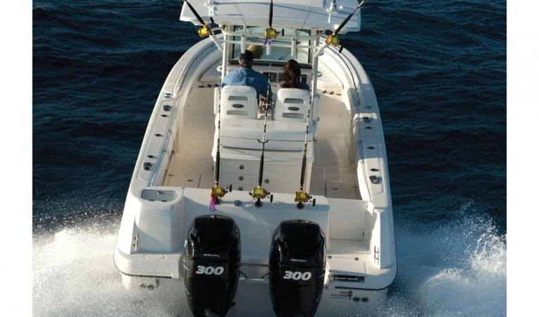32 Boston Whaler 