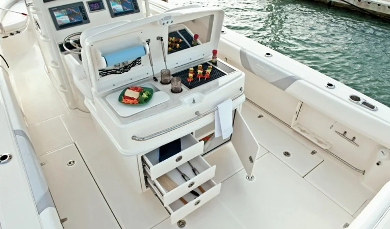 32 Boston Whaler 