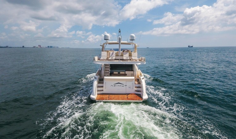 70 Azimut 