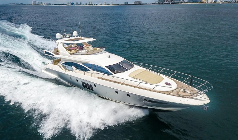 70 Azimut 