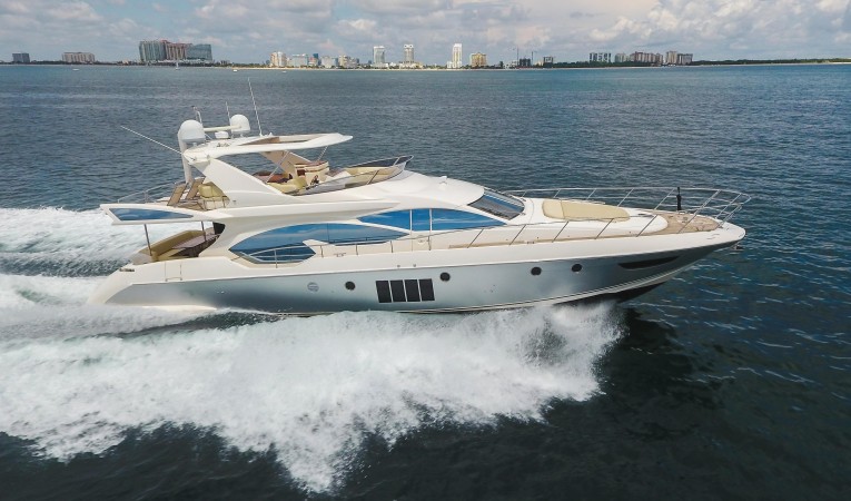 70 Azimut 