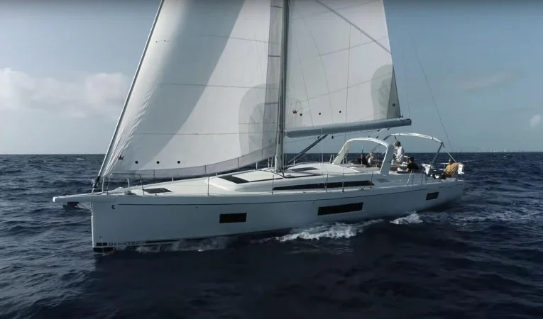 51 Beneteau 