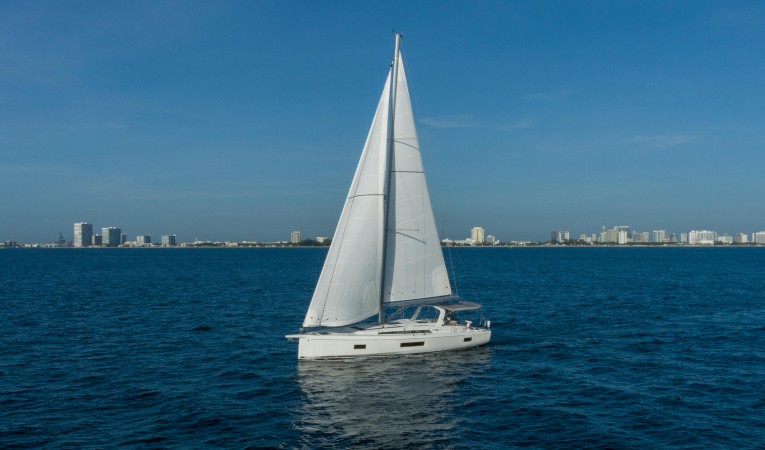 51 Beneteau 