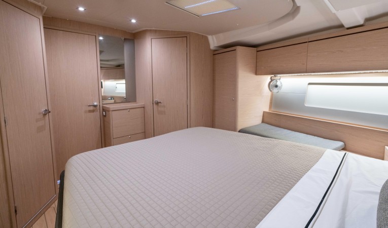 51 Beneteau 