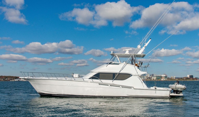 60 Hatteras 
