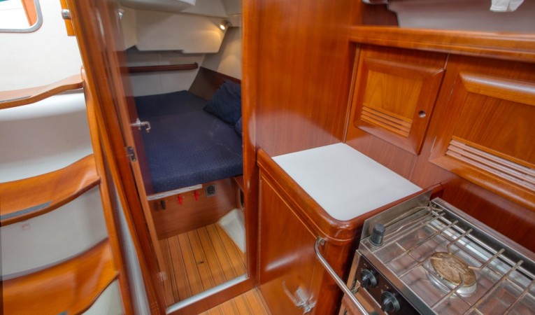 37 Beneteau 
