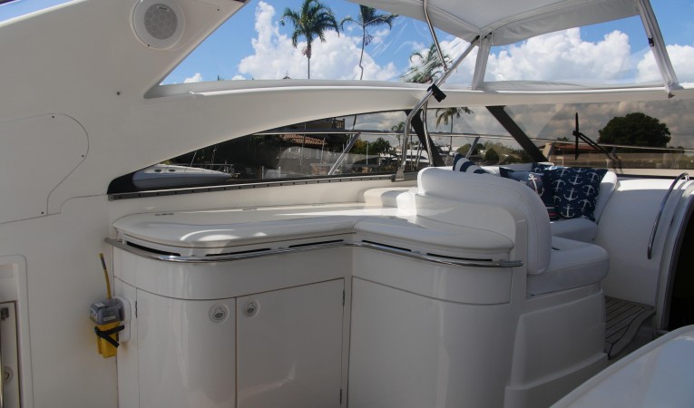 50 Viking Princess Wet Bar & Storage