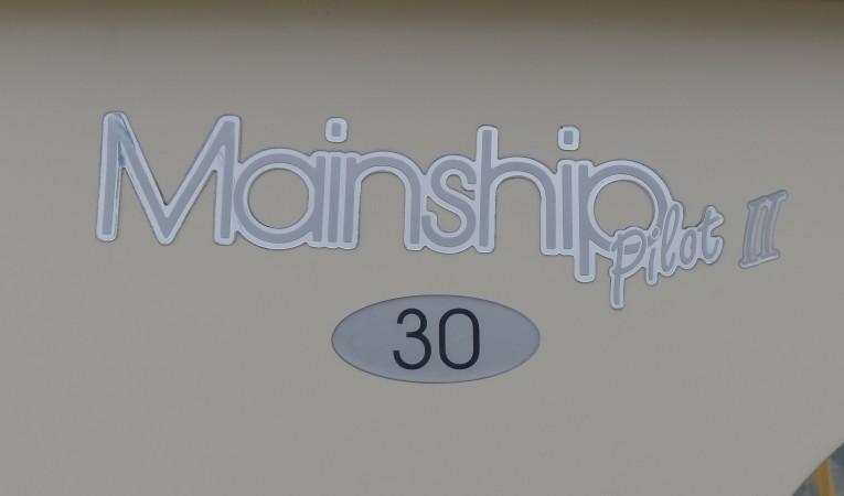30 Mainship 