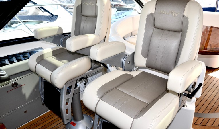 58 Sea Ray Stidd Helm Chairs