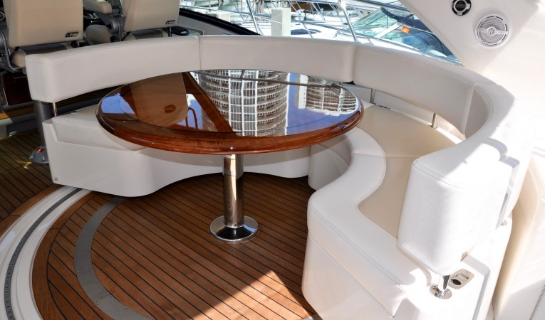 58 Sea Ray Cockpit Seating