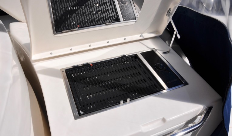 58 Sea Ray Electric Grill