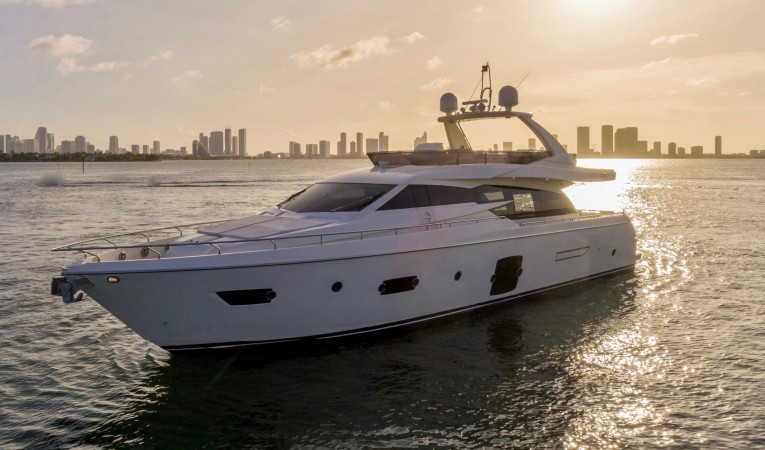 72 Ferretti Yachts 2012 72 Ferretti - Exottica