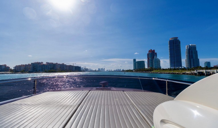 72 Ferretti Yachts 2012 72 Ferretti - Exottica