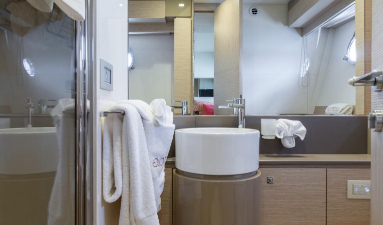 72 Ferretti Yachts 2012 72 Ferretti - Exottica