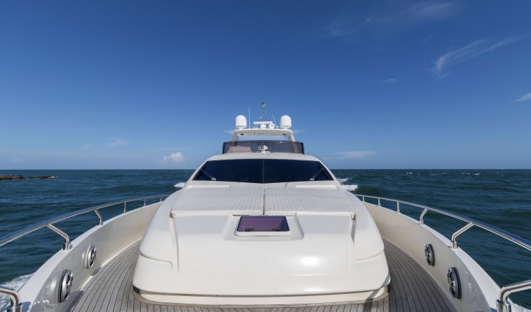 72 Ferretti Yachts 2012 72 Ferretti - Exottica