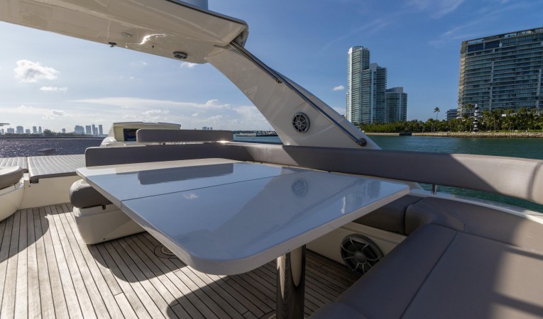 72 Ferretti Yachts 2012 72 Ferretti - Exottica