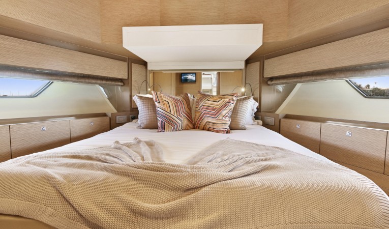 72 Ferretti Yachts 2012 72 Ferretti - Exottica