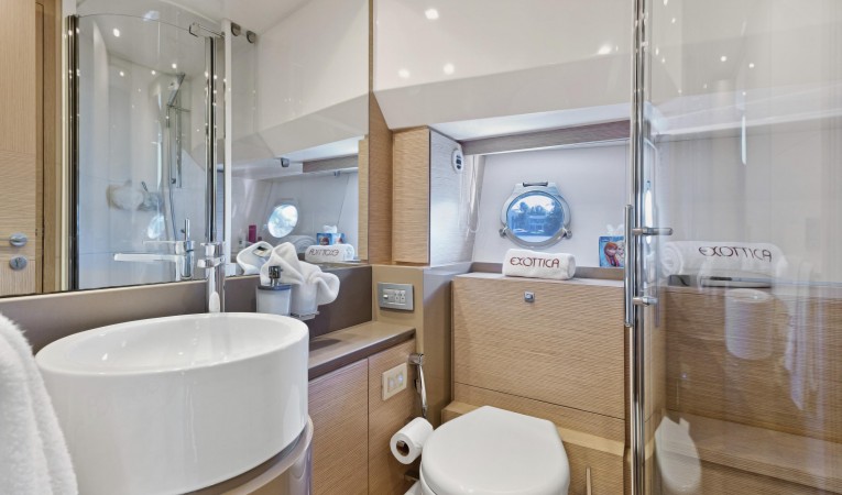 72 Ferretti Yachts 2012 72 Ferretti - Exottica