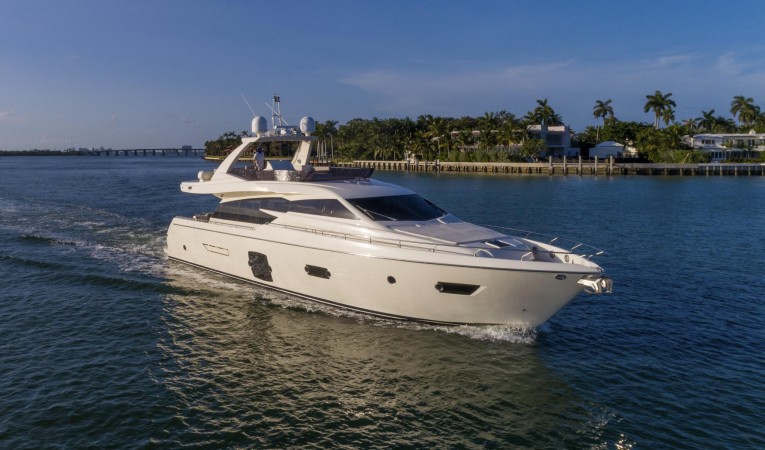 72 Ferretti Yachts 2012 72 Ferretti - Exottica