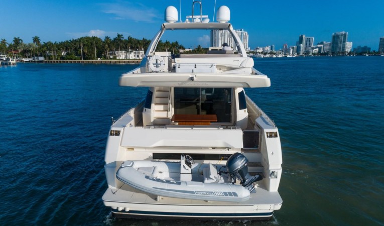 72 Ferretti Yachts 