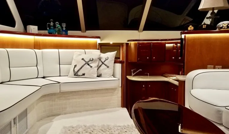 34 Silverton Salon with  Accent Lighting