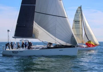 40' Beneteau 2012