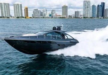 54' Pershing 2018