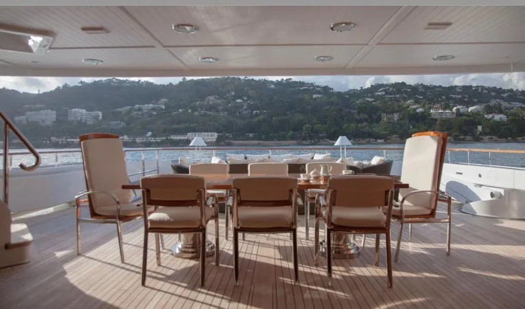 178 Amels aft dining