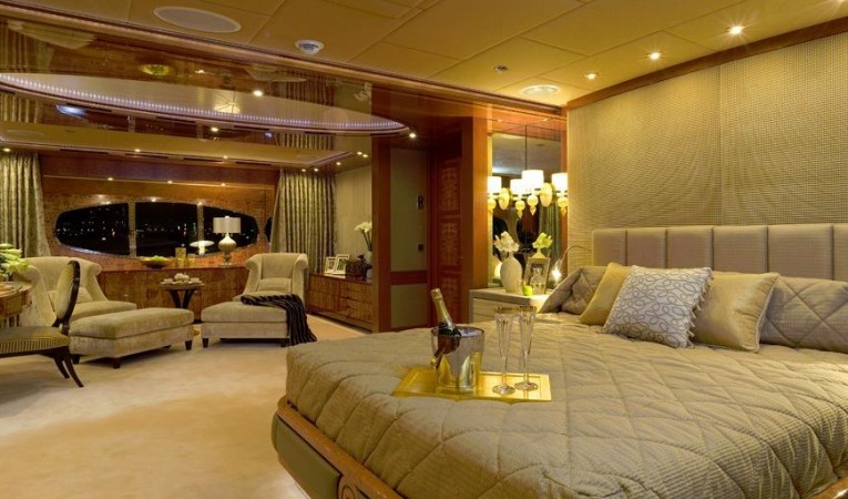 190 Abeking & Rasmussen Master Stateroom