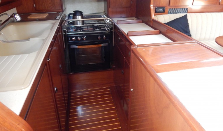 53 Amel Galley-2
