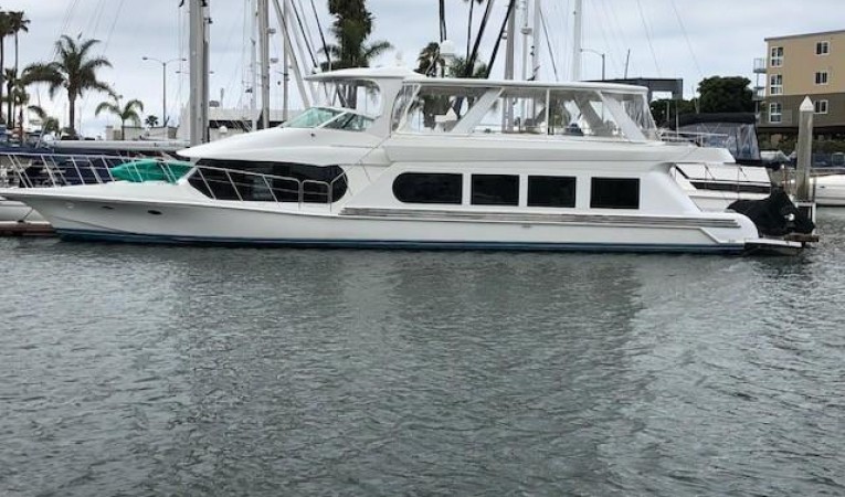 68 Bluewater Yachts 