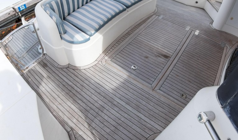 52 Fairline 