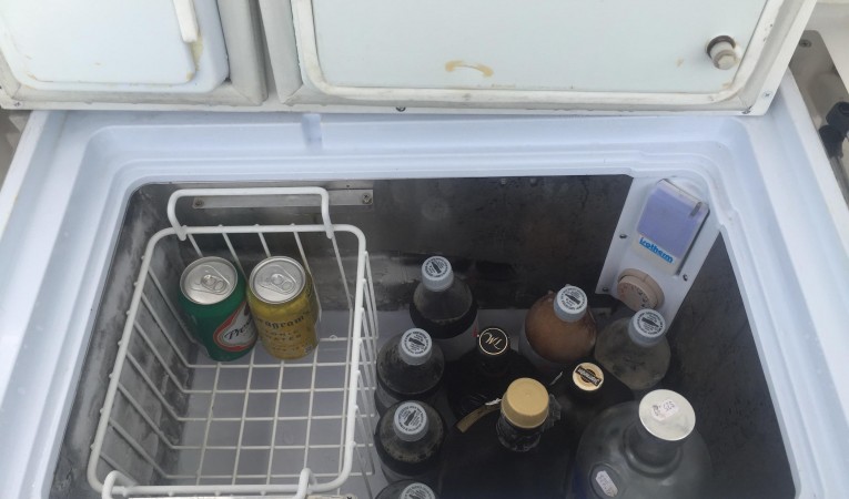 35 Luhrs Cockpit Freezer